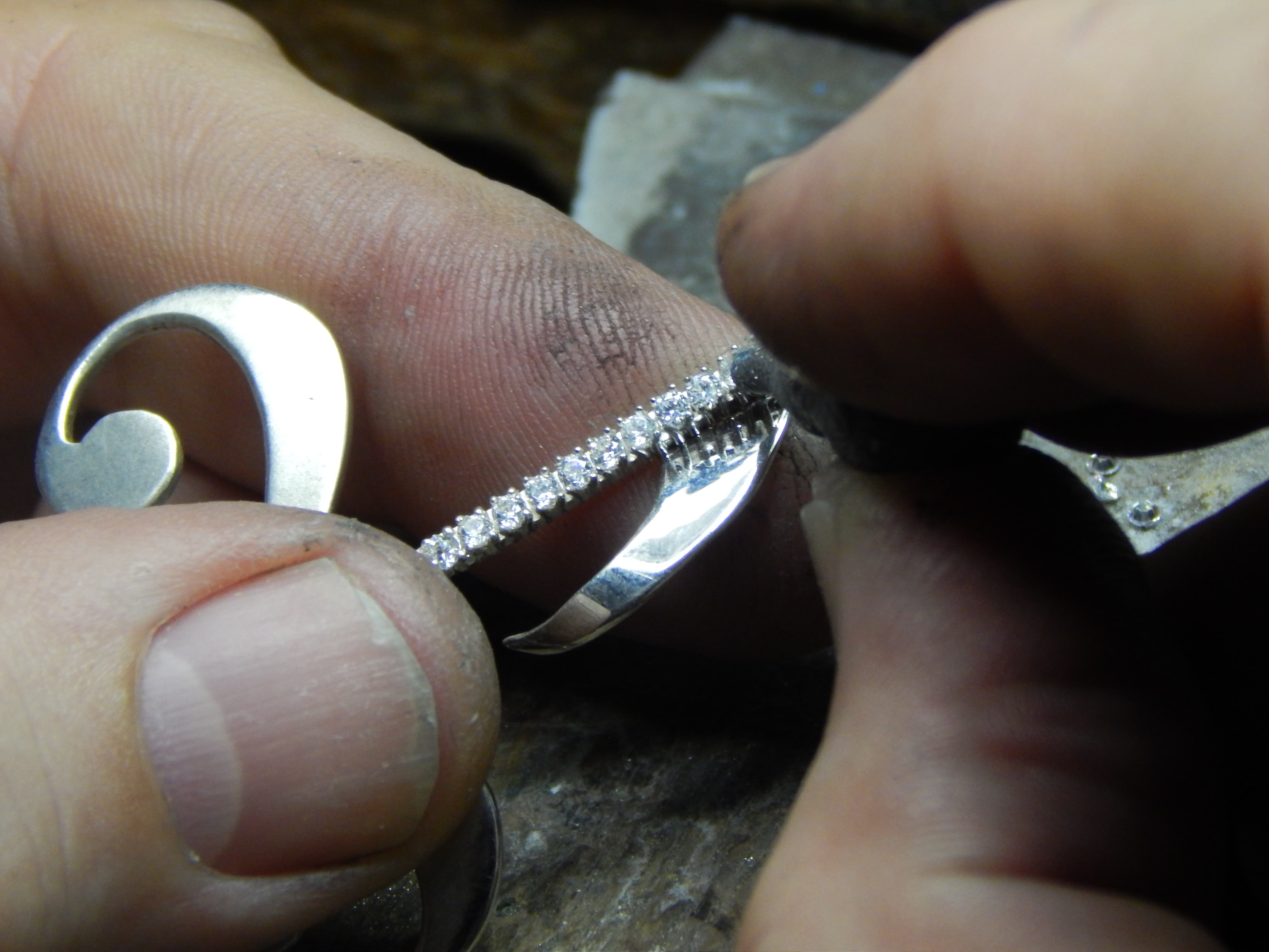 on site jewelry repairs