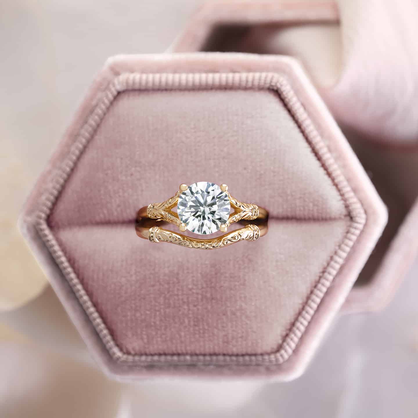 Round Engagement Rings